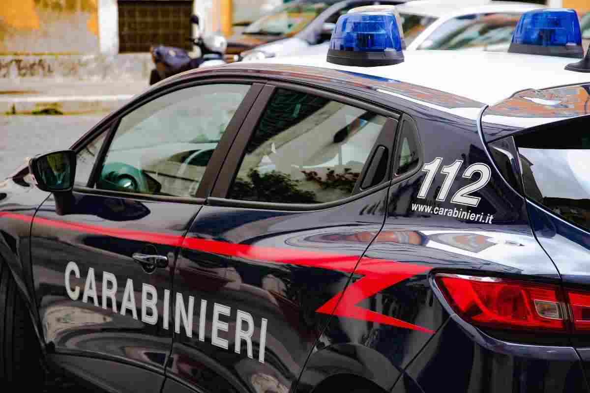 carabinieri aggressione